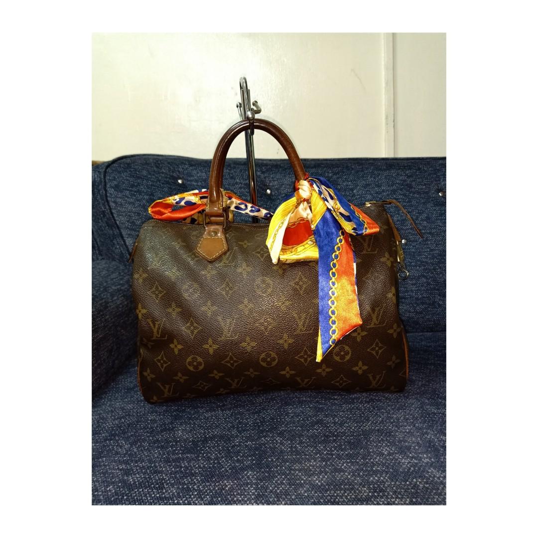 Authentic LV Doctor's Bag Speedy 25 Rank A Louis Vuitton, Luxury, Bags &  Wallets on Carousell