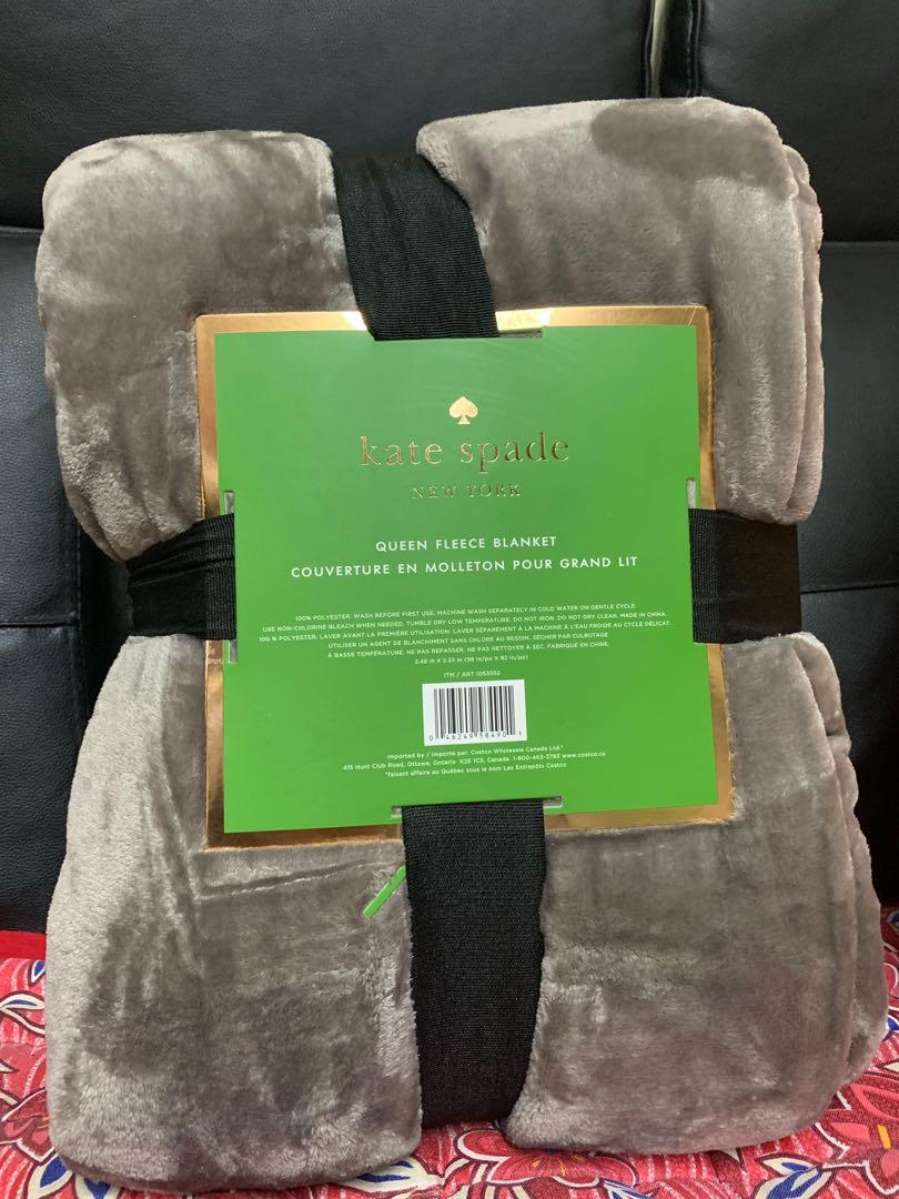 Kate Spade Queen Blanket Fleece, Women's Fashion, Watches & Accessories,  Socks & Tights on Carousell