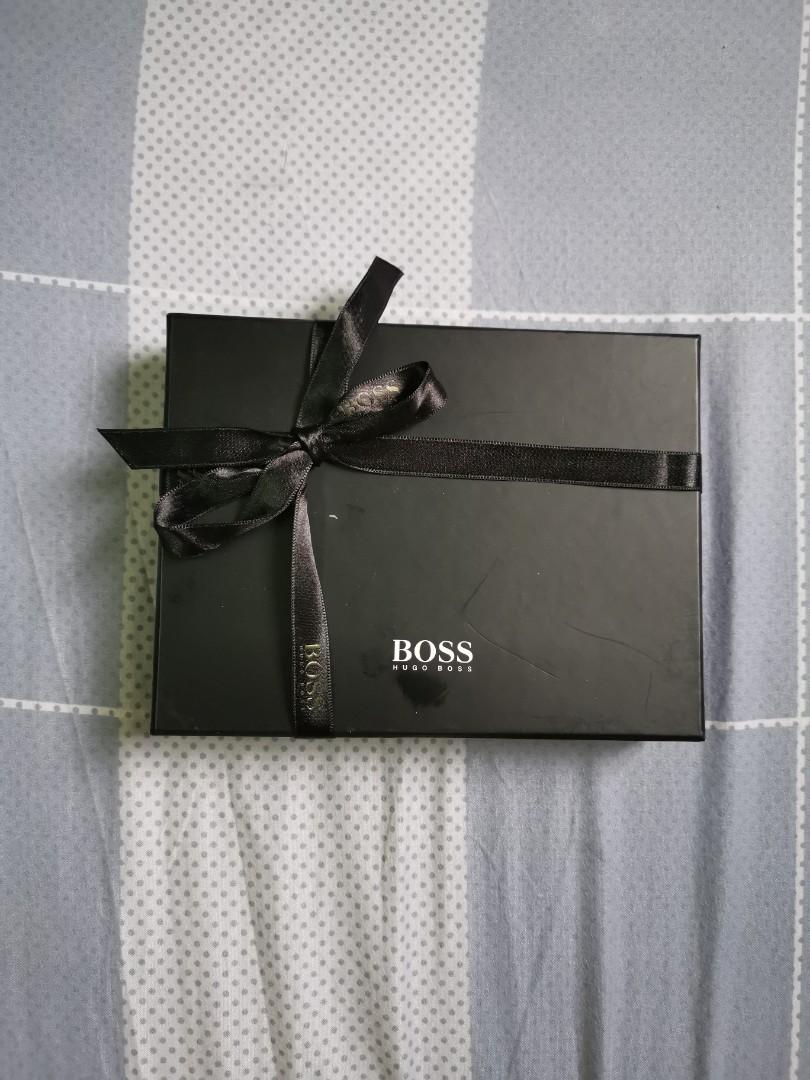hugo boss gift wrap
