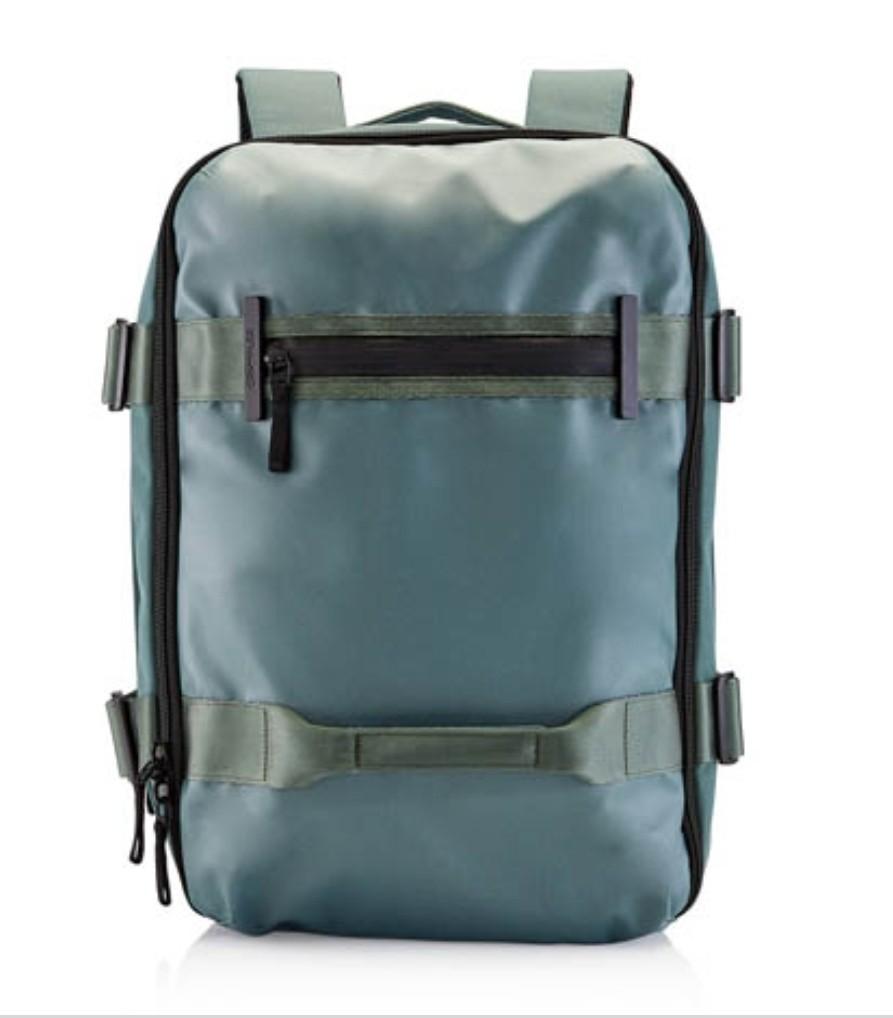 Crumpler vis a vis Travel Backpack Men s Fashion Bags Backpacks on Carousell