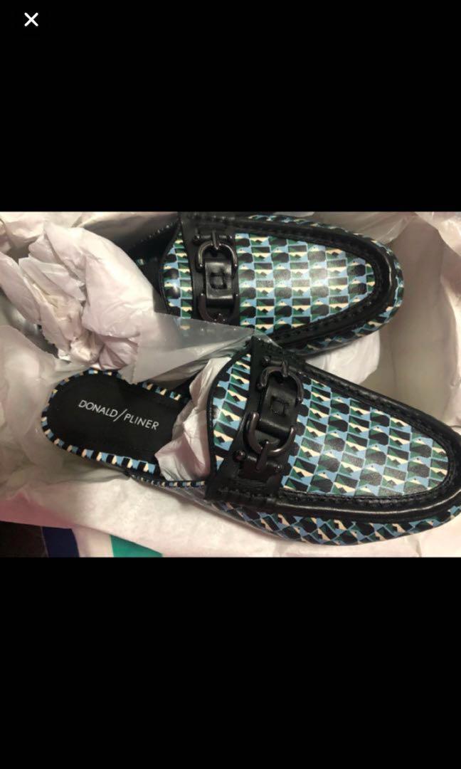 donald pliner mules