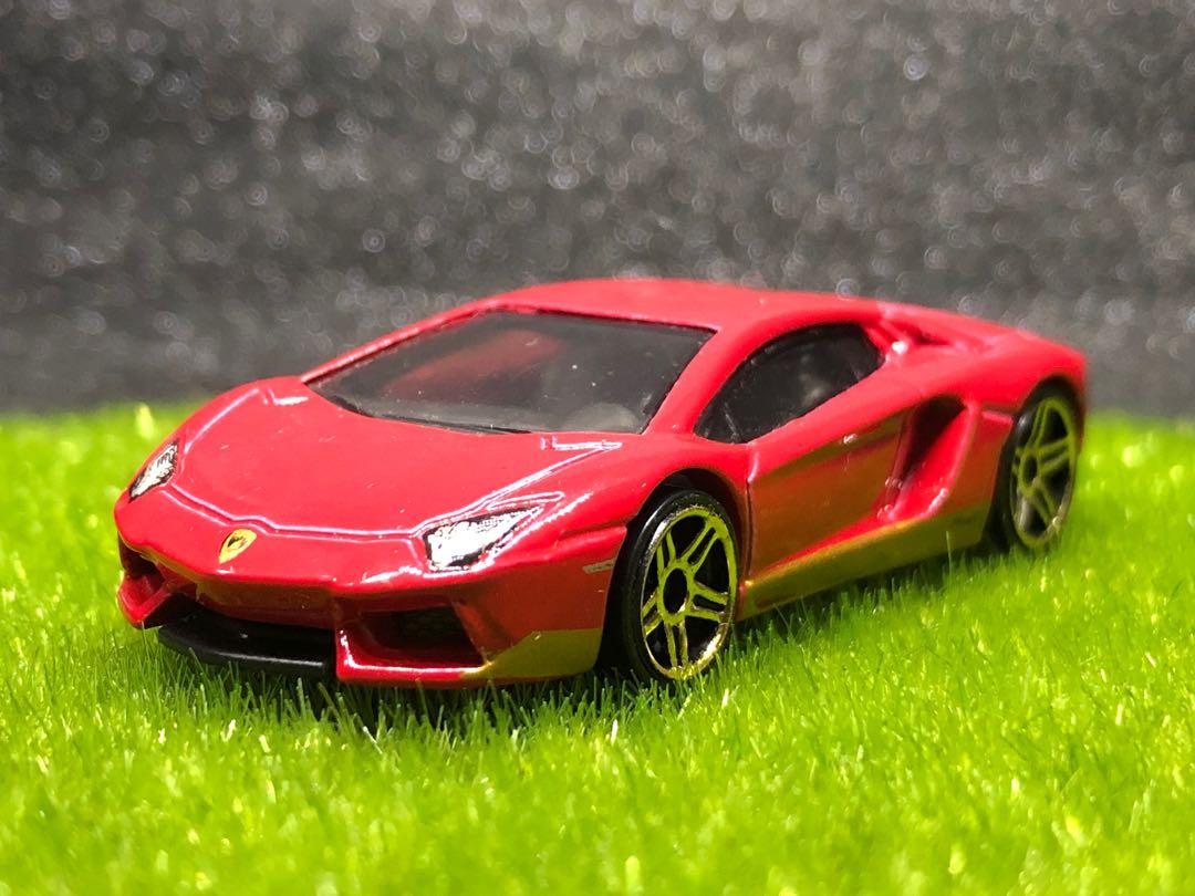 Hot Wheels Lamborghini Aventador Miura, Hobbies & Toys, Toys & Games on  Carousell