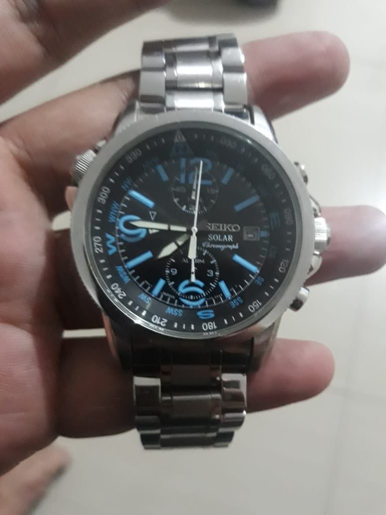 jam seiko solar