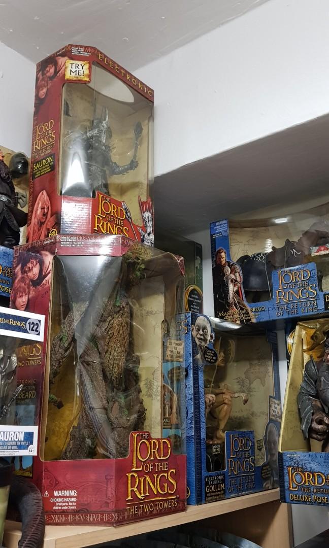 rare lord of the rings action figures