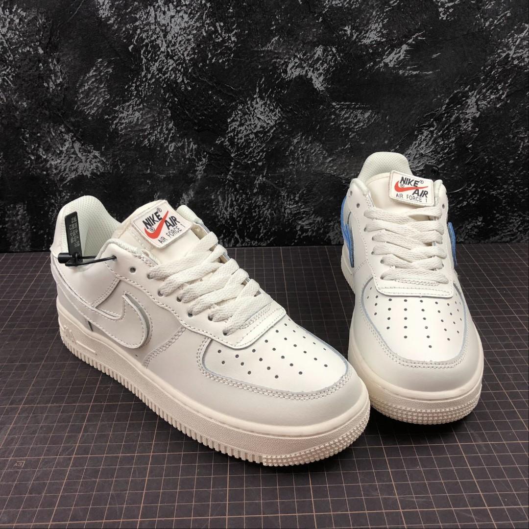 Nike swoosh on sale pack sail