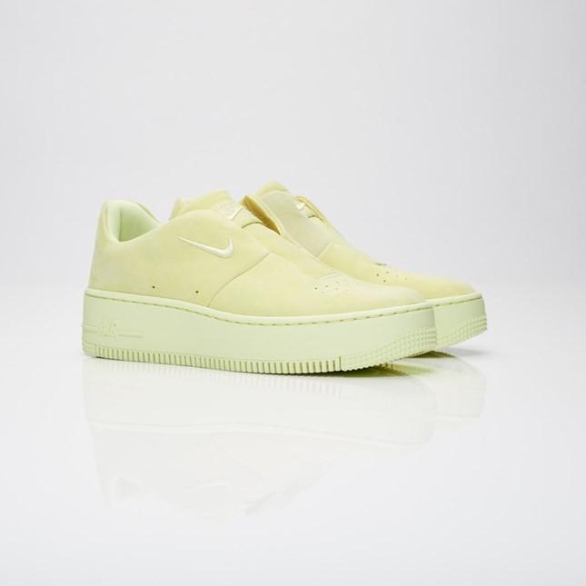 Nike air force sage yellow top