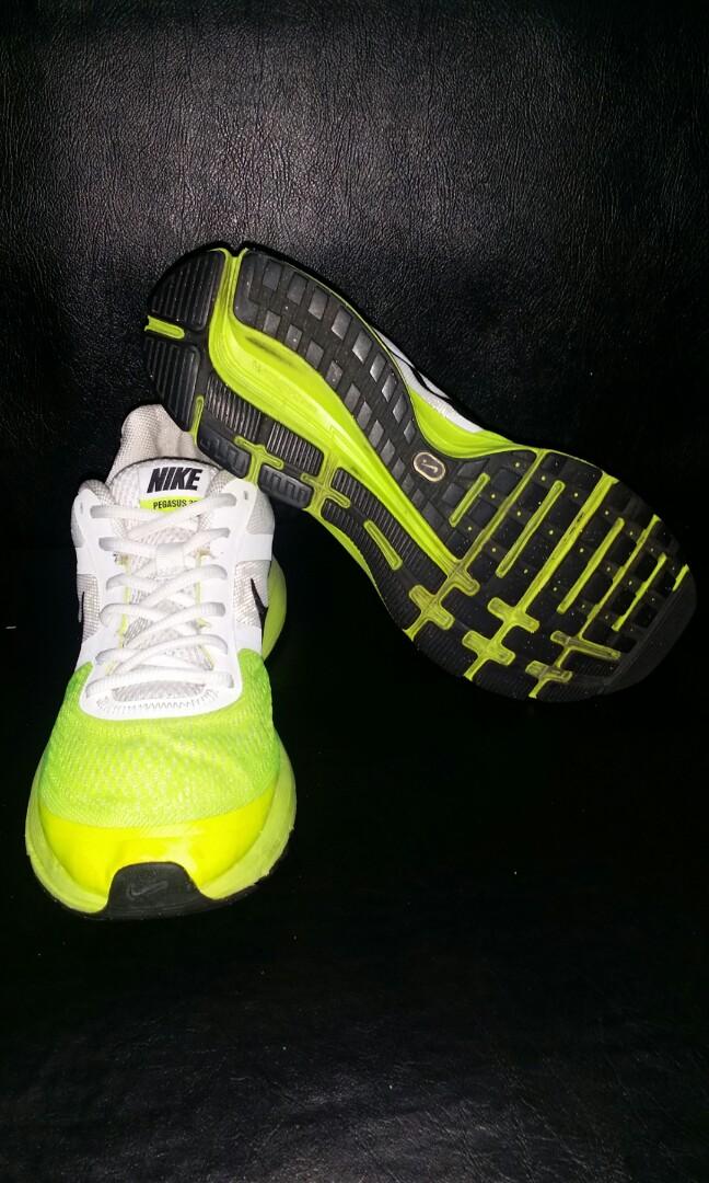 harga nike pegasus 30