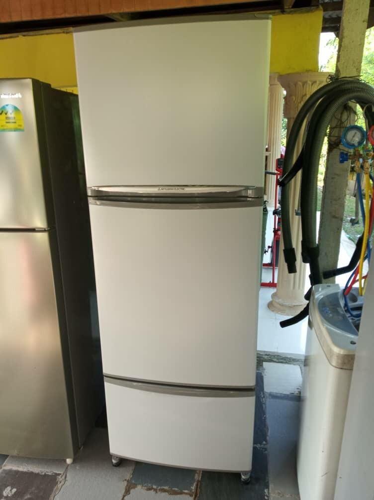 Peti Sejuk 3 Pintu Kitchen Appliances On Carousell