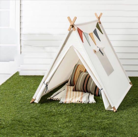 PO Target Kids Play Tent Hearth Hand with Magnolia Hobbies