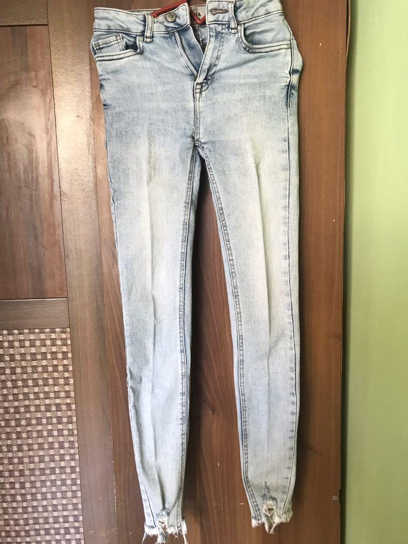 Ripped jeans newlook, Fesyen Wanita 