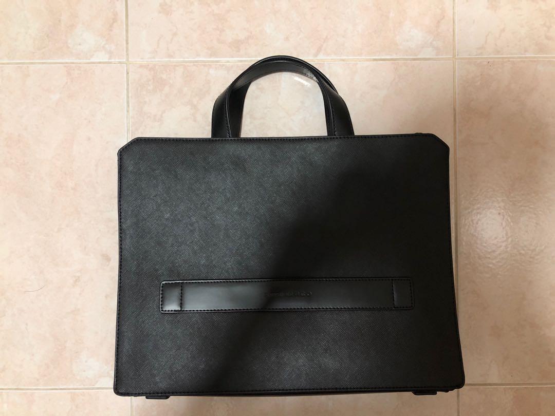 Samsonite Red Hanfoi 14.1 Briefcase Black Laptop Tablet Leather 07031 Men s Fashion Bags Briefcases on Carousell