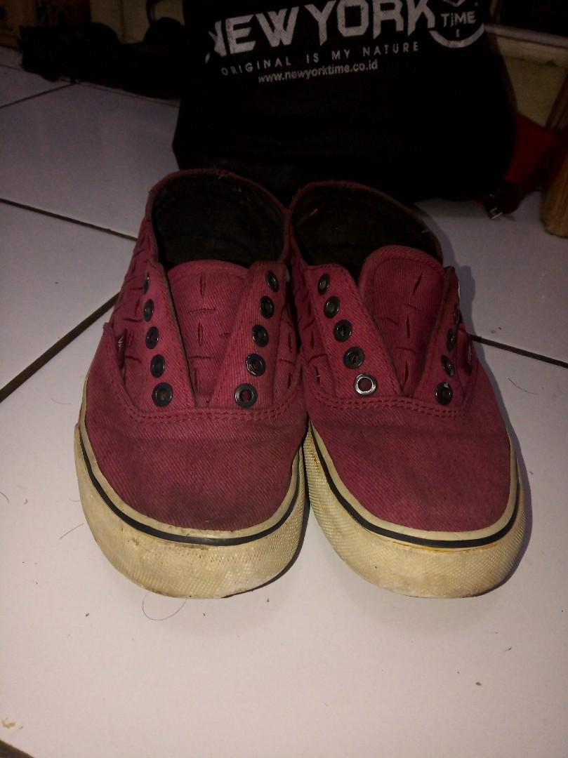 Vans 2025 metallica maroon
