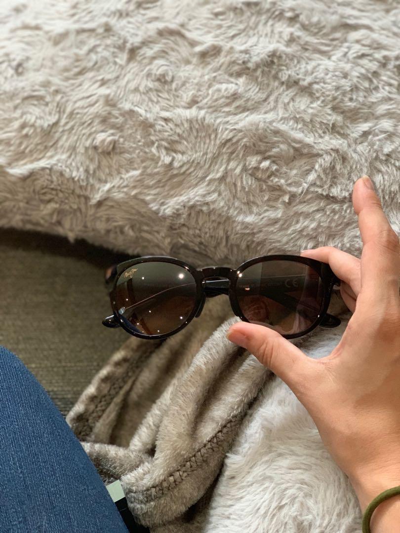 100 AUTHENTIC MAUI JIMS KEANAE Women s Fashion Accessories on