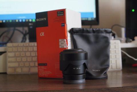 Sony zeiss 55 f1.8