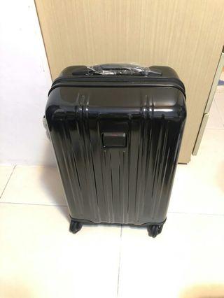 tumi v3