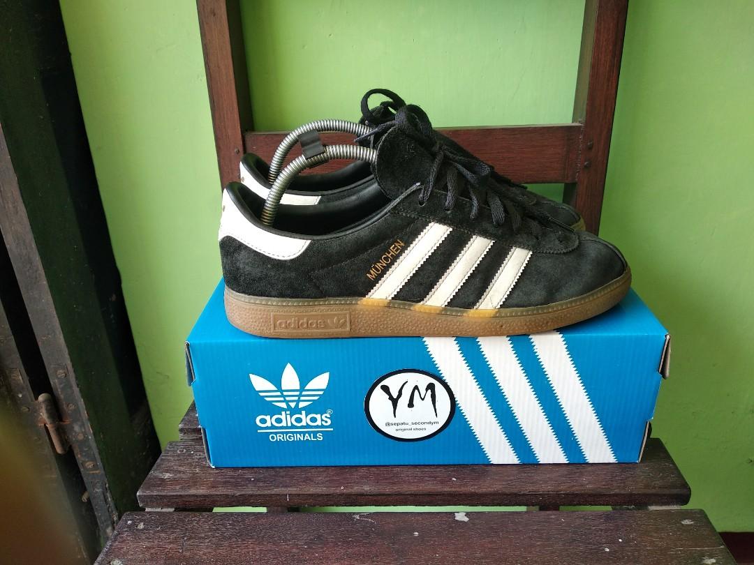 Adidas Munchen black gum sole trainer Fesyen Pria Sepatu