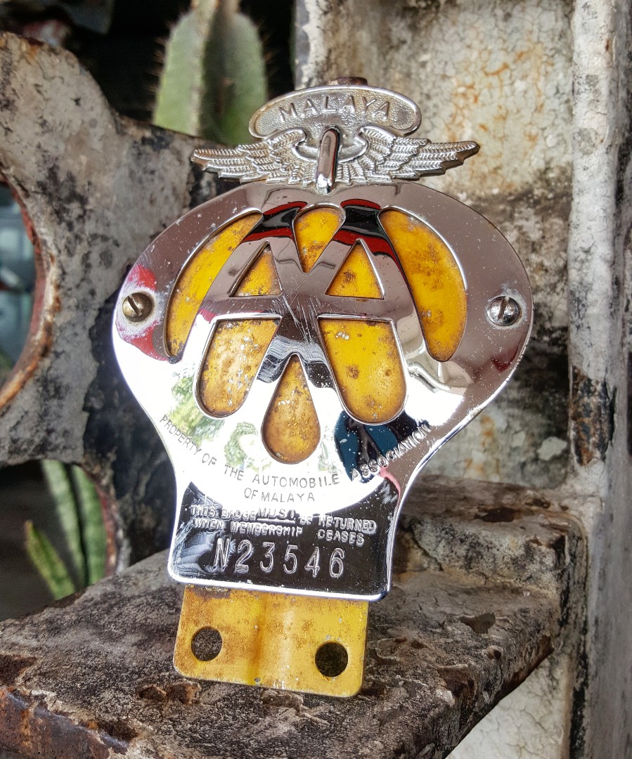 Antique Car Badge AAM, Hobbies & Toys, Collectibles & Memorabilia