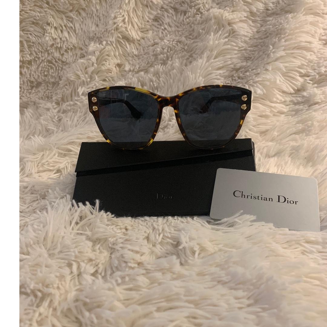 Dior accessories 2018 sales