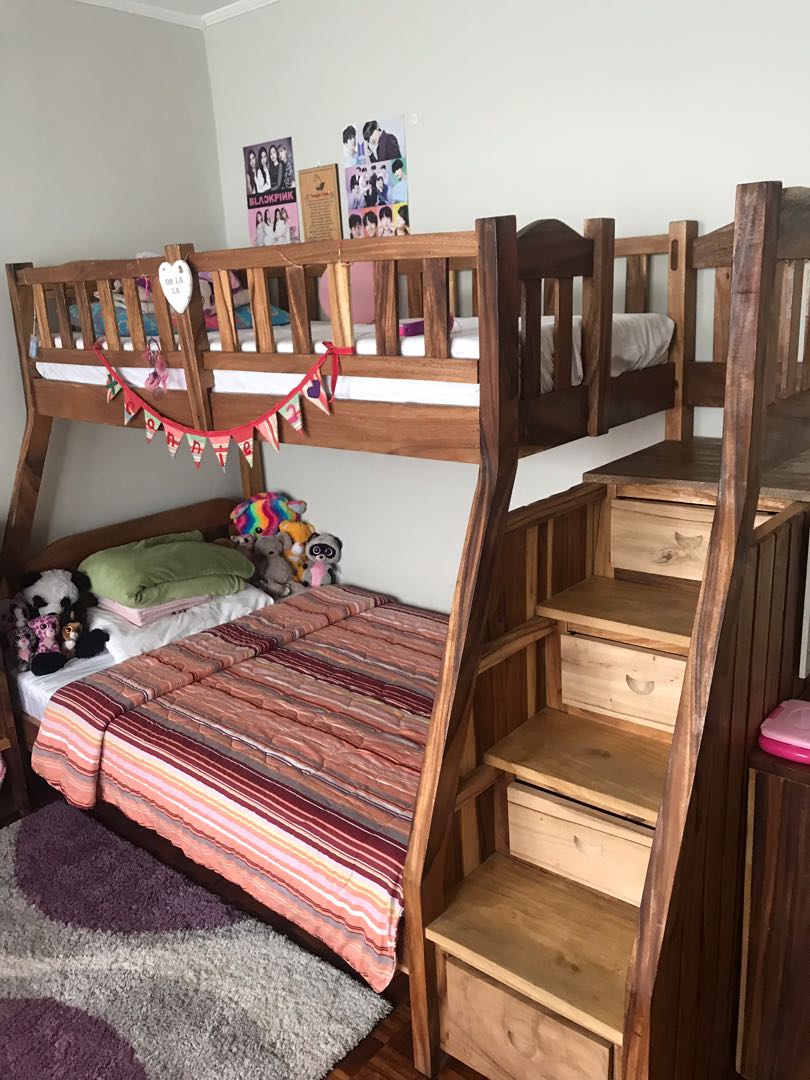 double deck bed with stairs