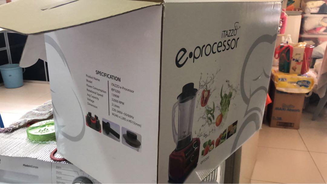 Itazzo e-processor (Category: Other Audio Equipment) located in Singapore. Submitted by dontnolim (Listing ID 193652515, Image 3). Description: Used 1-2 times only, bought it as gift to my mum but she didn't know how to use jt..