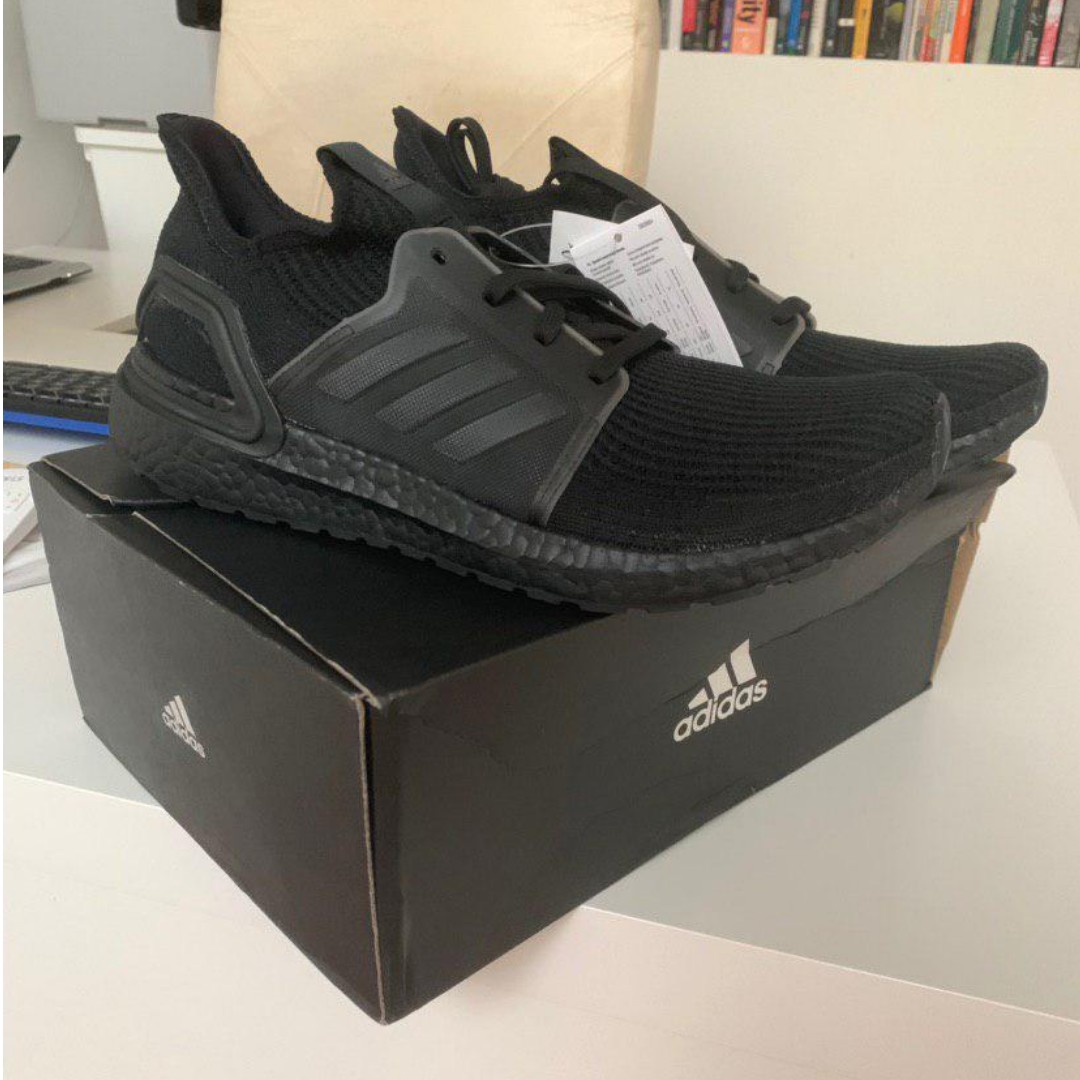 ultra boost 19 triple black