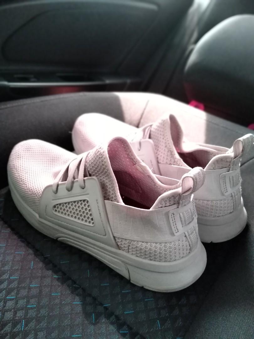 mark nason x skechers harga