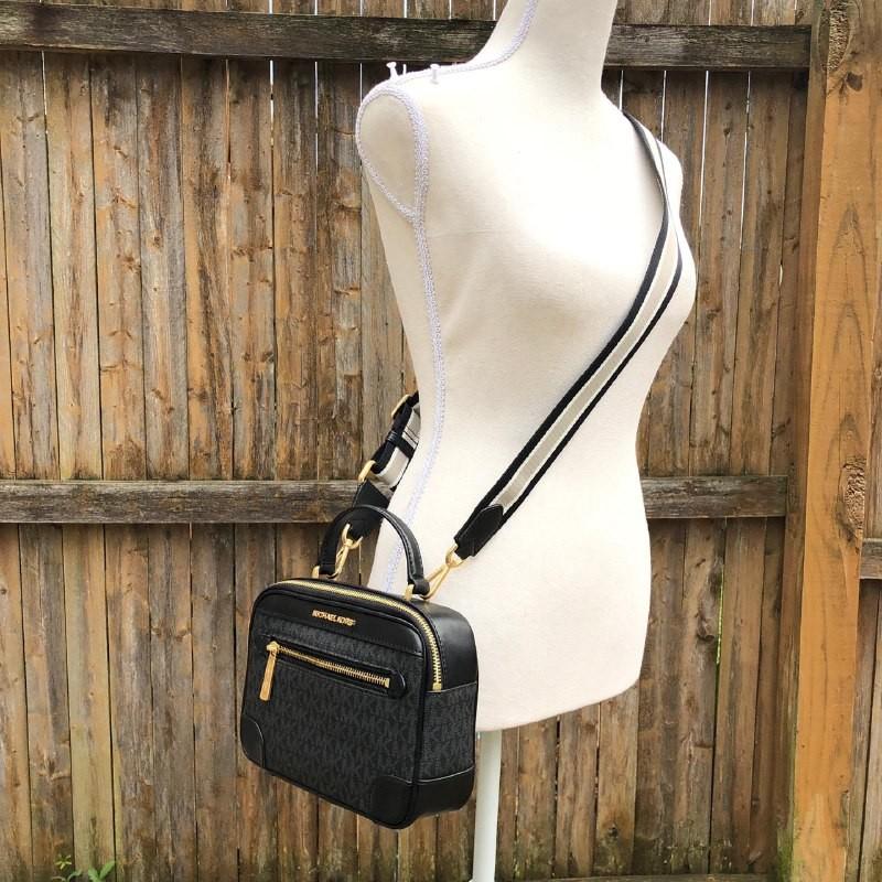 michael kors travel camera bag