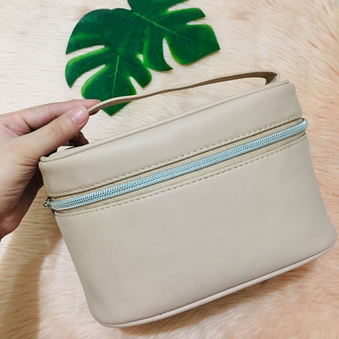 makeup pouch miniso