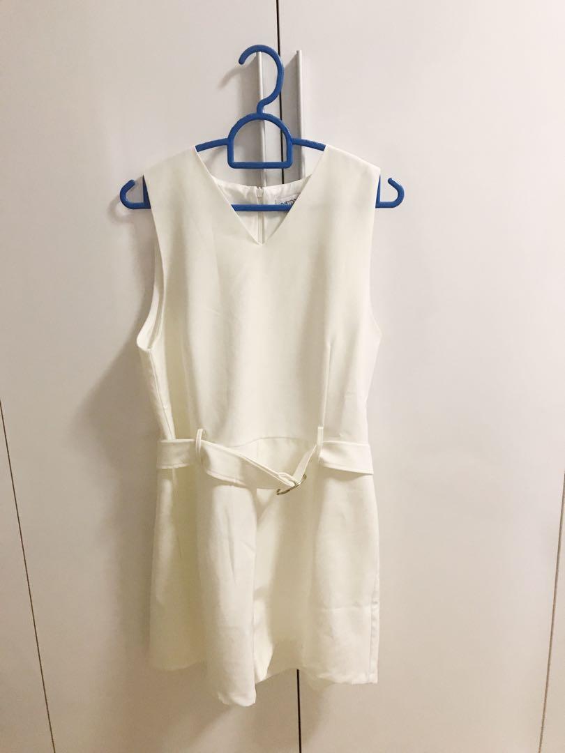 white romper xl