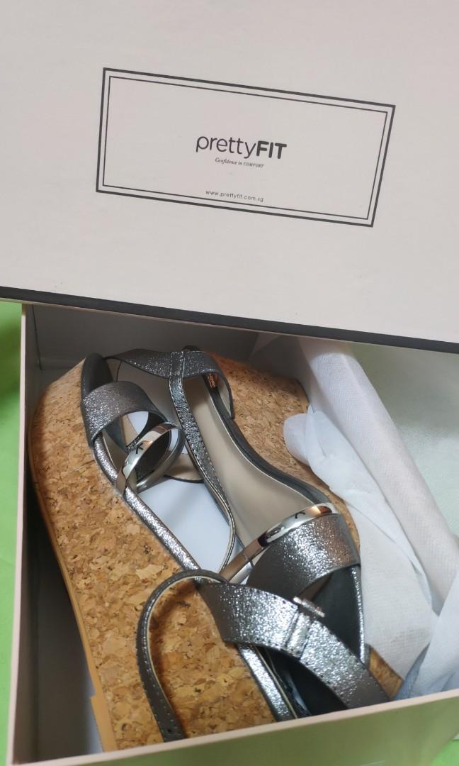 Size 39 Pretty Fit Pewter Silver 