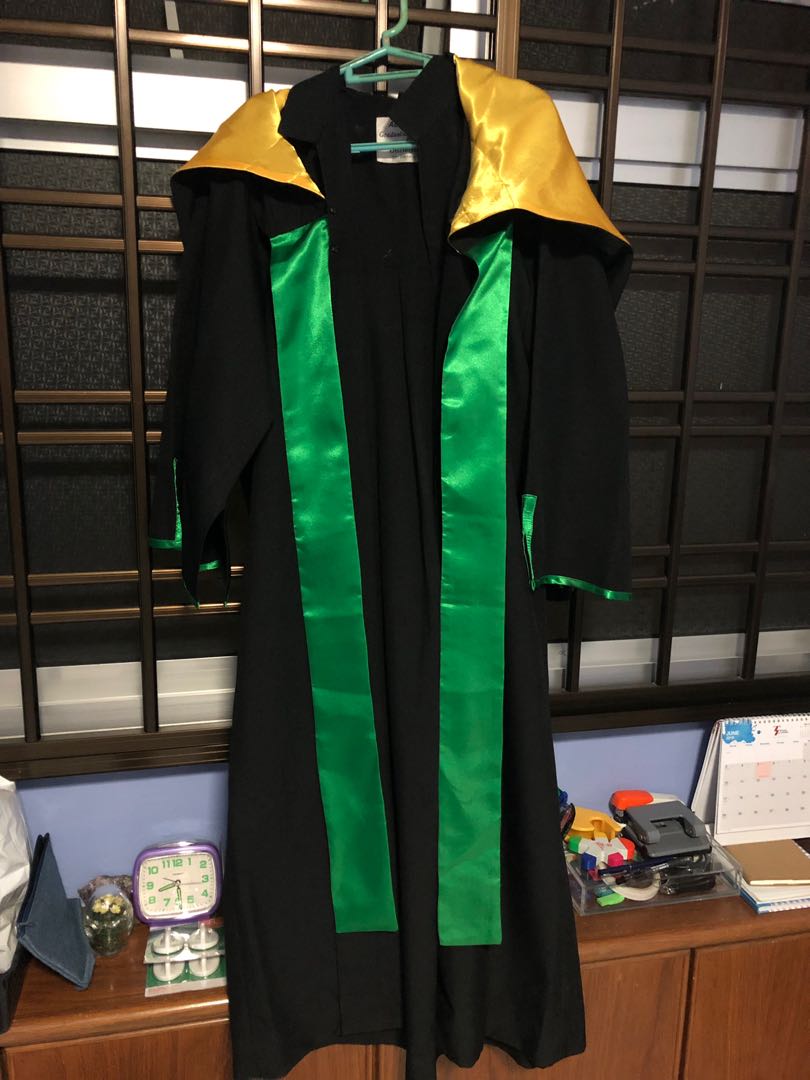 RP graduation gown (SOI), Men's Fashion, Coats, Jackets and Outerwear on Carousell