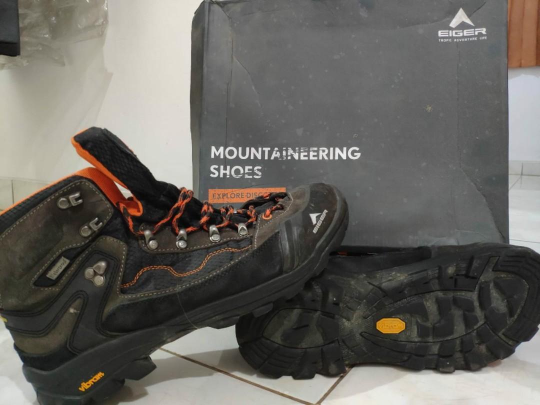 Sepatu Gunung Eiger Olah Raga Baju Olahraga Di Carousell