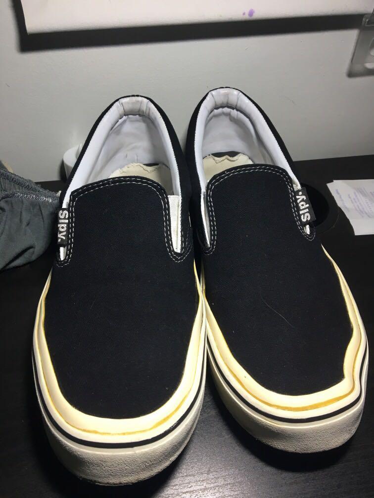 sepatu slip on brand lokal