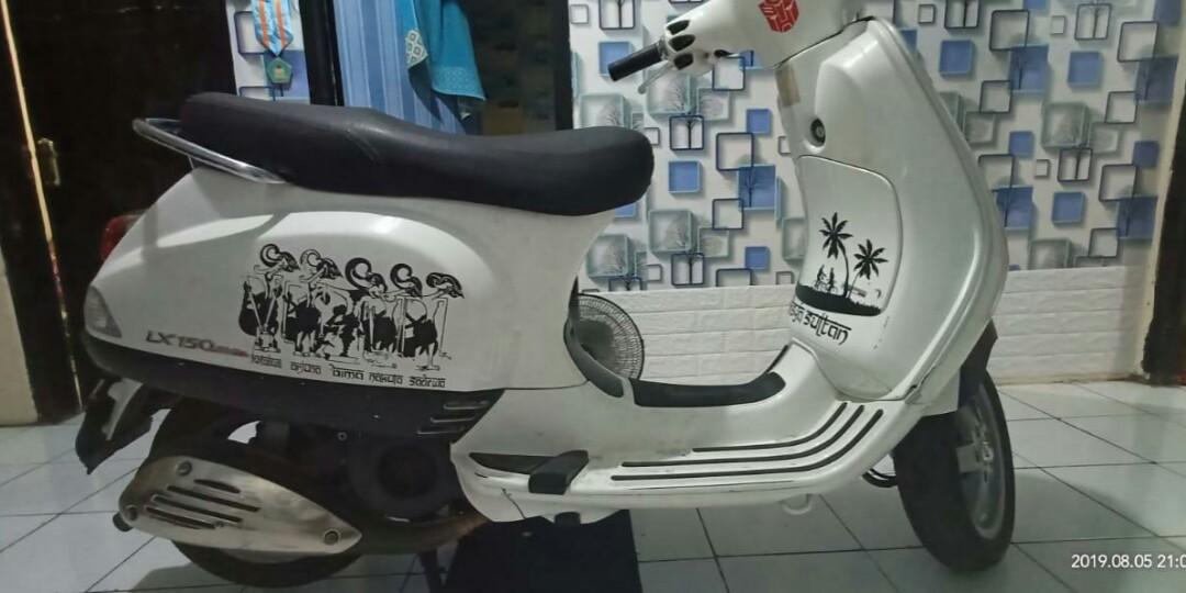 Vespa lx 3v 150ie, Motor di Carousell