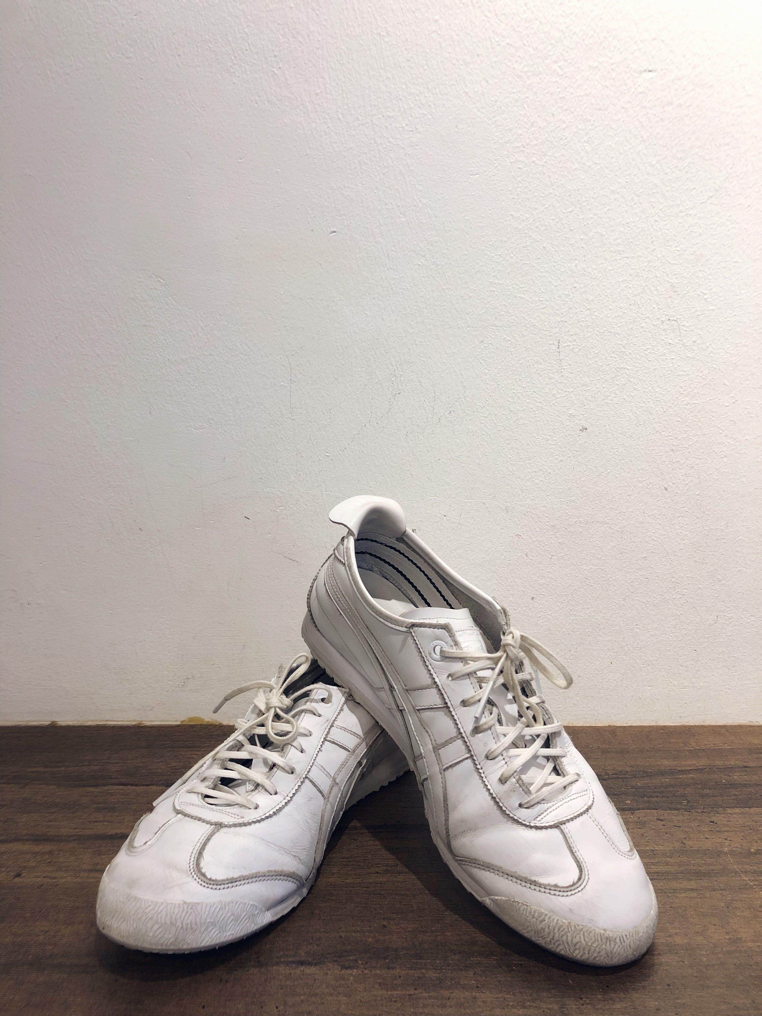 asics tiger white shoes