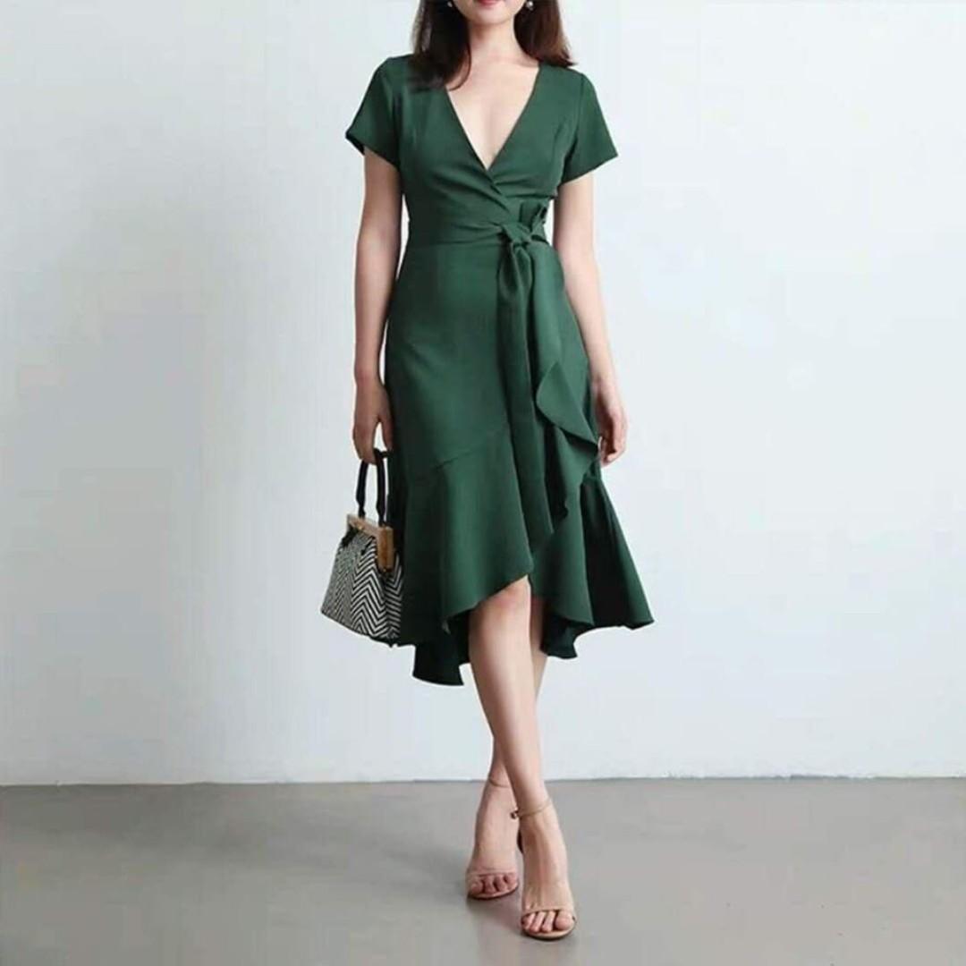 casual dress (zipper back ) (Category: Dresses) located in Manila. Submitted by stephaniescollection (Listing ID 244204220, Image 2). Description: CSAL Restock best seller 🌼WS/Resell Price 370 💫 casual dress (zipper back ) 💫Free size up to M 💫2 color 💫thick chiffon fabric #bandnew #goodquality #koreanfashion #korean #sale #sulit #freeshipping #wholesale #fashion #casual #cheap #dress #koreandress #freesize #affordablefashion #affordable #plu
