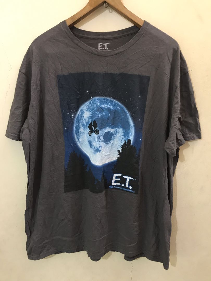 E.T., Men's Fashion, Activewear on Carousell
