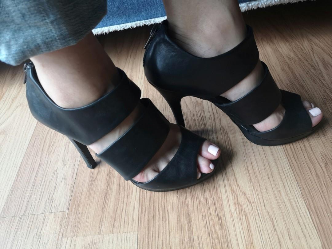 buy jordan heels