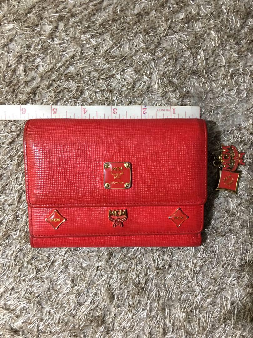 Mcm wallet red top