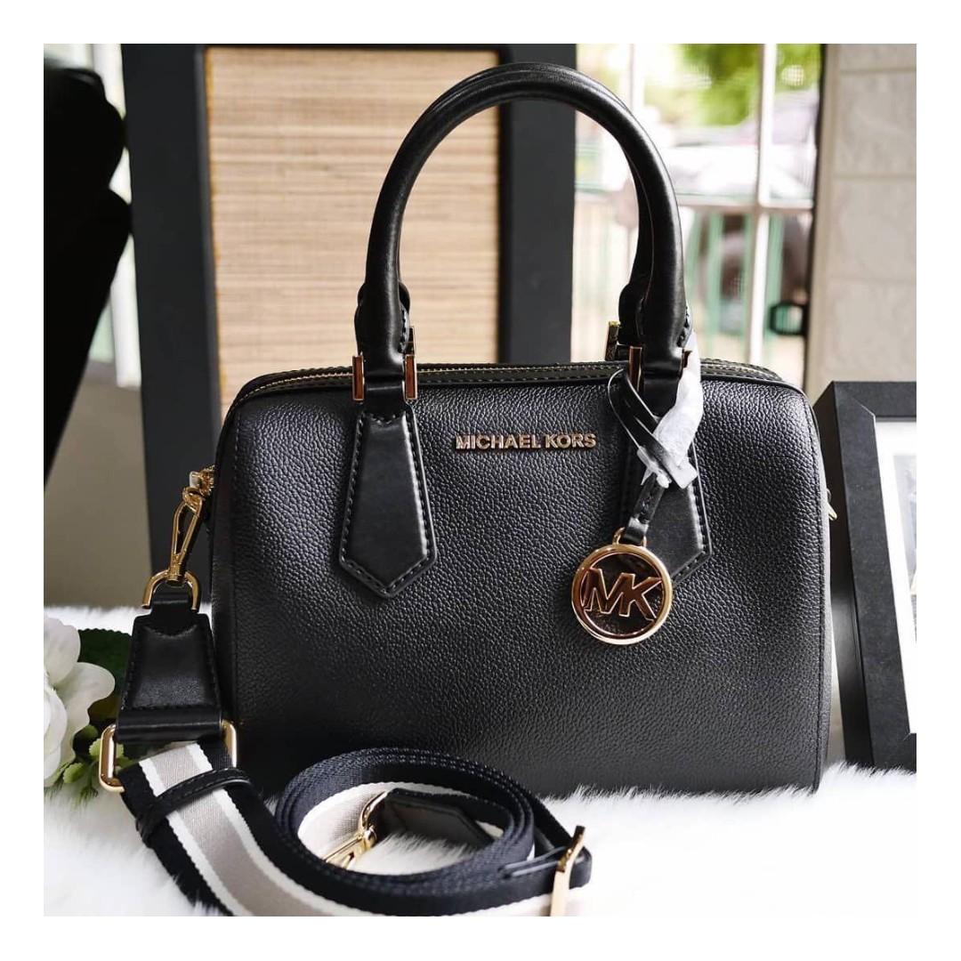 Michael Kors Small Hayes Duffle Bag, Luxury, Bags & Wallets on Carousell