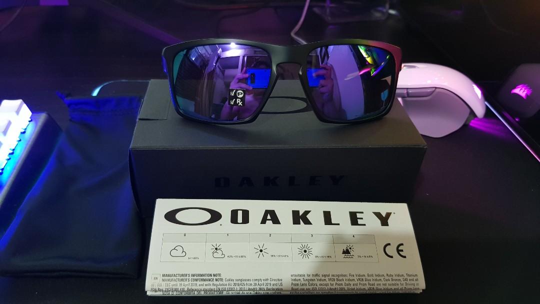 oakley sliver violet iridium polarized