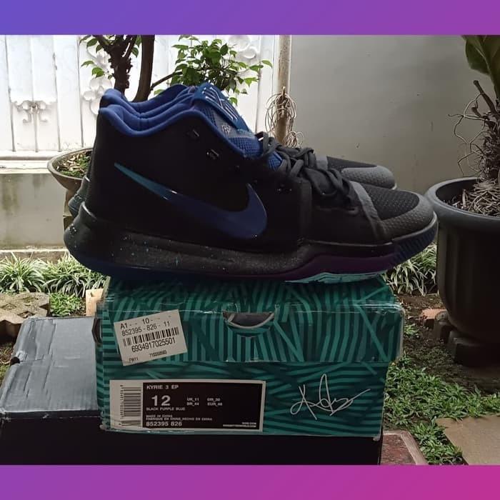 Kyrie 3 flip the switch size 12 top
