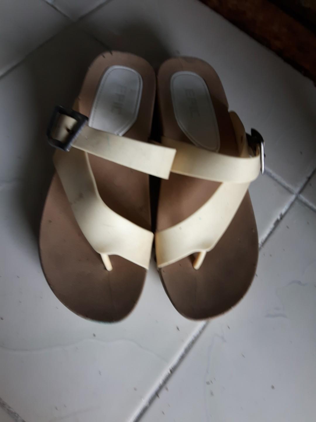 Slippers boardwalk Women s Fashion Footwear Flats Sandals on