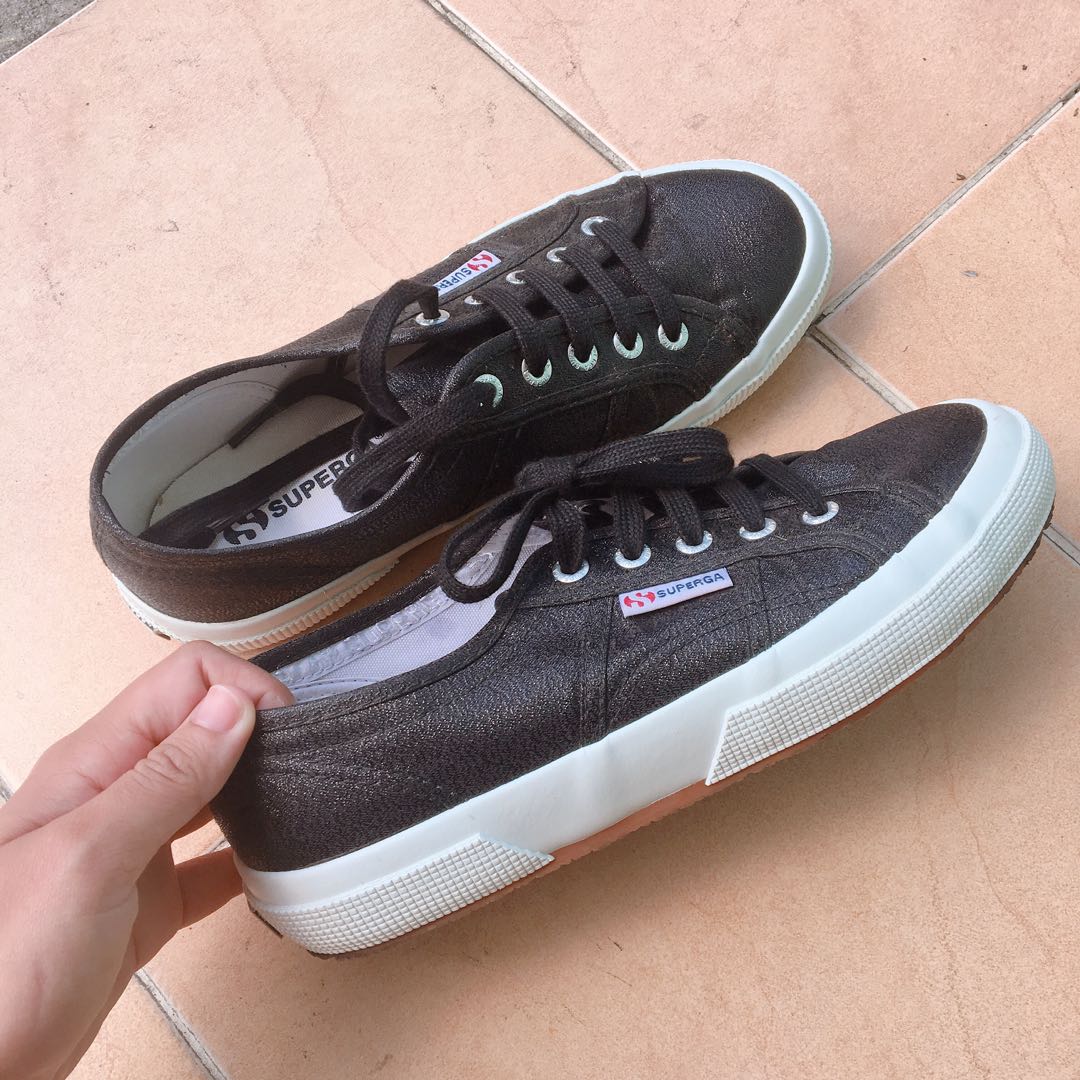 Superga 2750 Lamew Black Fesyen Wanita Sepatu di Carousell