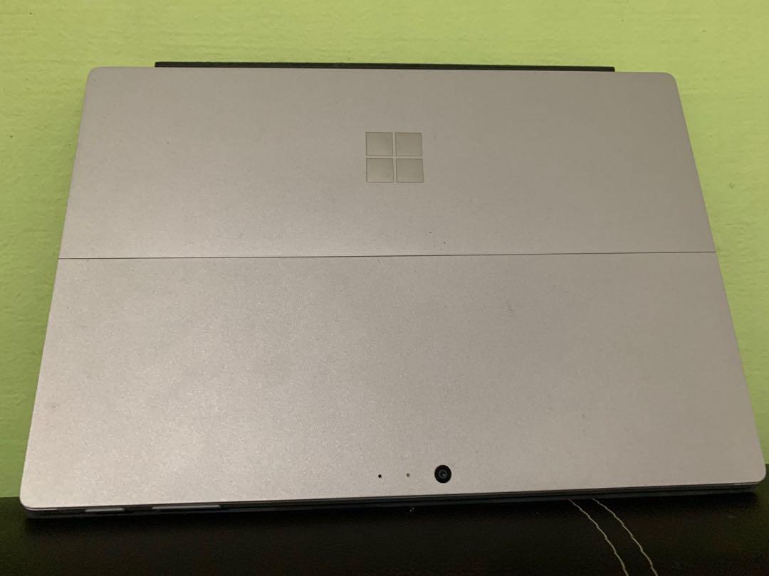 Surface Pro (Category: Laptops & Notebooks) located in Singapore. Submitted by letmeinsg (Listing ID 244342625, Image 1). Description: .