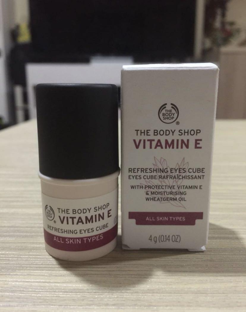 Armoedig zweep ontspannen The Body Shop Vitamin E Refreshing Eyes Cube on Carousell