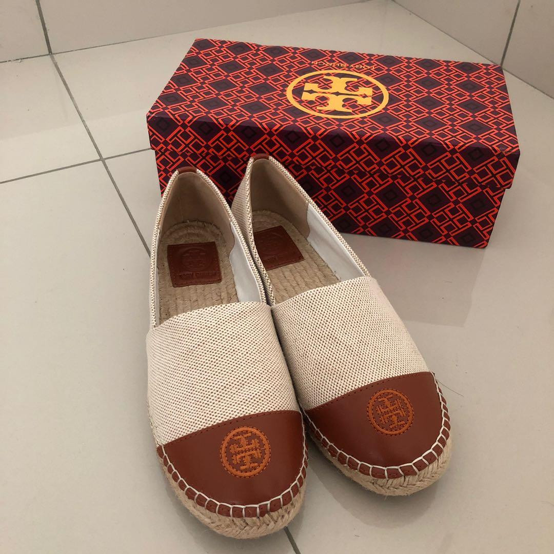 Tory Burch Colorblock Espadrille Flats (inspired), Women's Fashion,  Footwear, Flats on Carousell