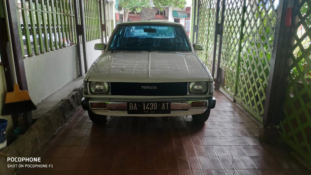 Toyota Corolla Dx 82 Cars Cars For Sale On Carousell