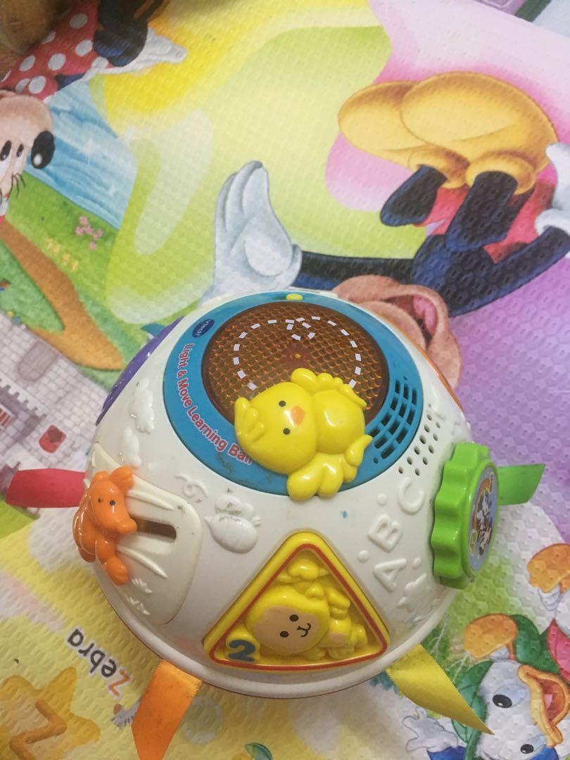 Vtech light and move learning ball, Babies & Kids, Toys & Walkers on