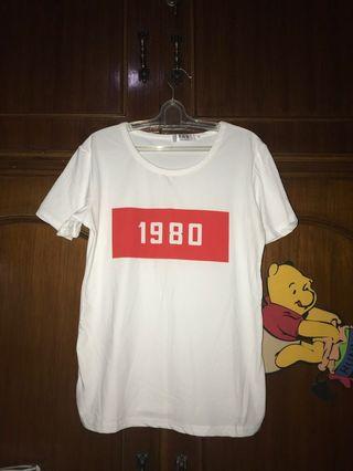 Kaos putih 1980